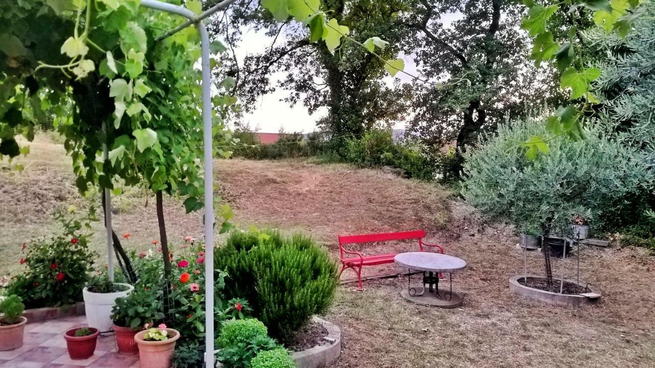 Petivat Gardens Daire Dış mekan fotoğraf